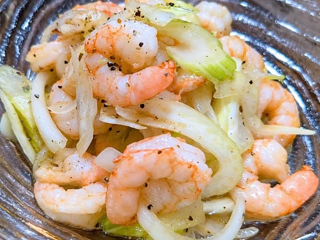 セロリと海老のチリレモンマリネ おつまみレシピ