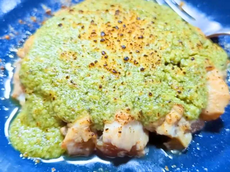 マグロの醤油漬けバジル炙り おつまみレシピ