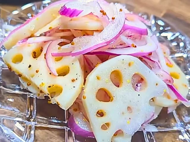 レンコンと紫玉ねぎのマリネ